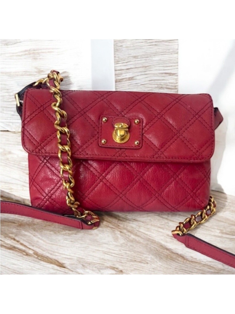 Marc Jacobs Red Quilted Leather Crossbody with Gold Chain EUC - Picture 10 of 12